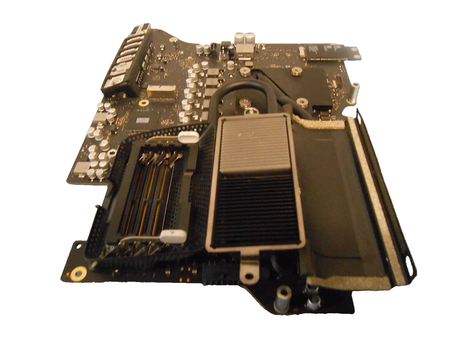 Apple iMac A1419 27" 5k Retina 2017 Main Logic Board 820-00609-A - Image 2 of 4