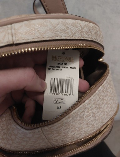 Michael Kors Rhea Medium Color-Block Metallic Logo Backpack - Pink/biege Colour - Picture 5 of 9
