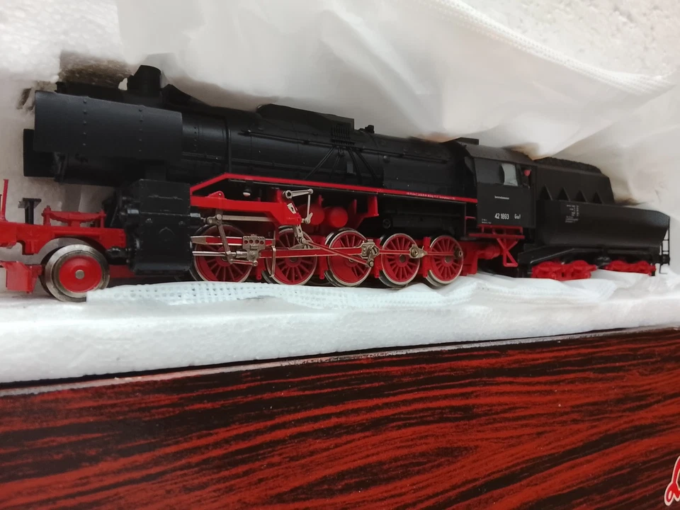 LILIPUT 4208 H0 AC DB BR 42 Dampflokomotive OVP - Bild 2 von 4