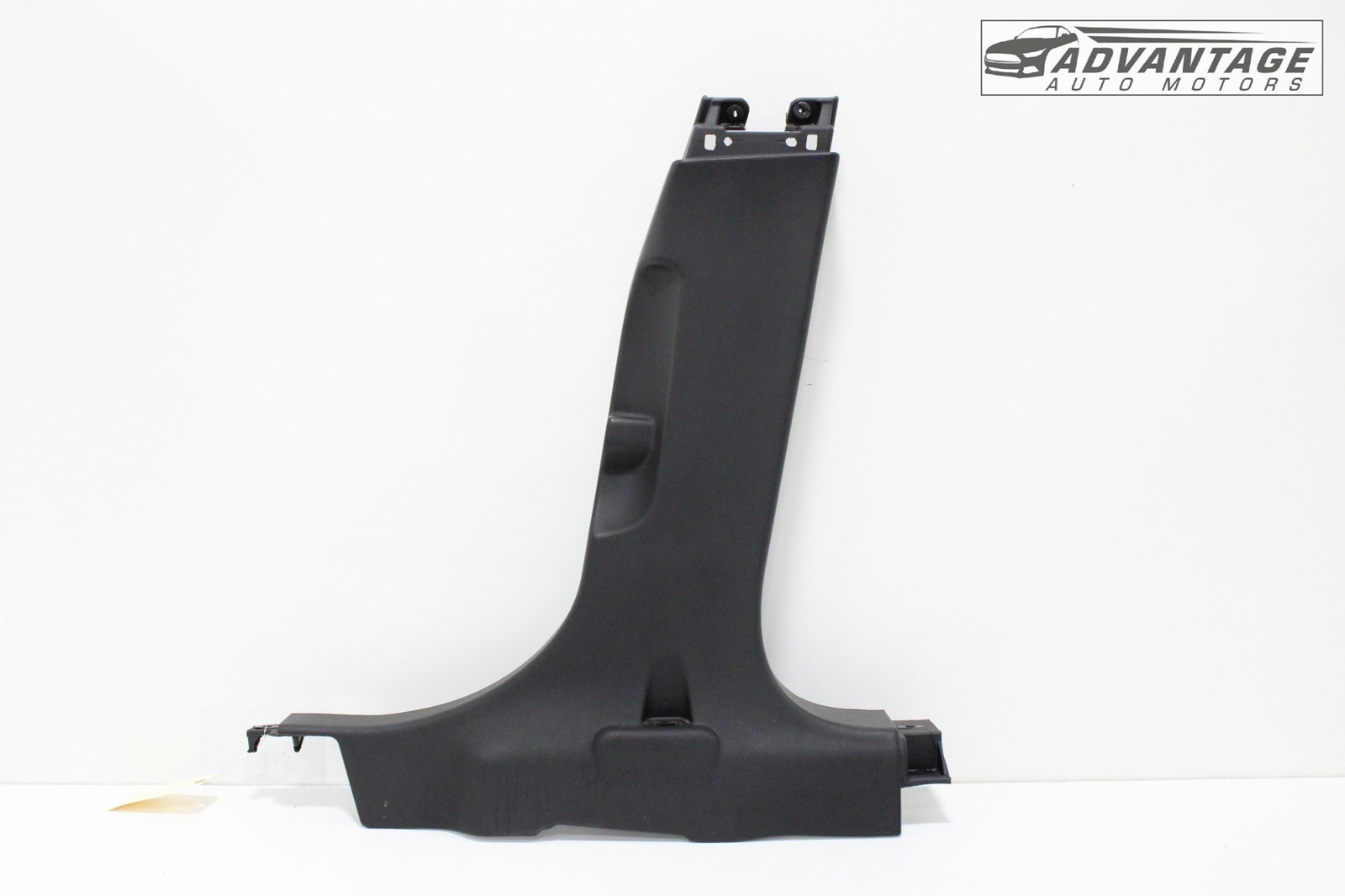2014-2016 MASERATI QUATTROPORTE RIGHT SIDE B PILLAR LOWER COVER TRIM PANEL OEM