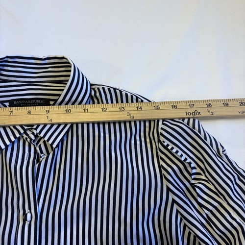 Chemisier femme Banana Republic M bleu blanc rayé manches volants boutonné devant - Photo 8/15