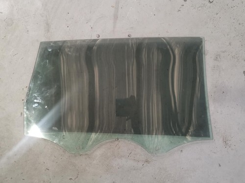 AUDI Q7 LEFT REAR DOOR WINDOW 4L, 09/06-08/15 06 07 08 09 10 11 12 13 14 15