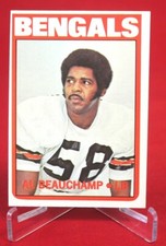 Al Beauchamp TOPPS Football Card 1972 #153 NFL Near Mint