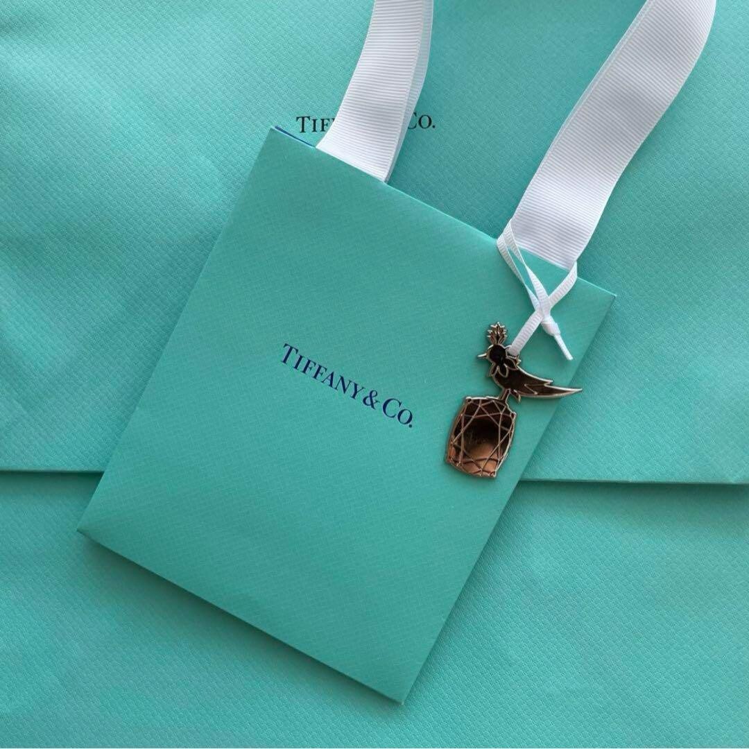 Tiffany & Co.　チック オン ア ロック　ぬいぐるみ -72976371_1069723_AV_1.jpg?&