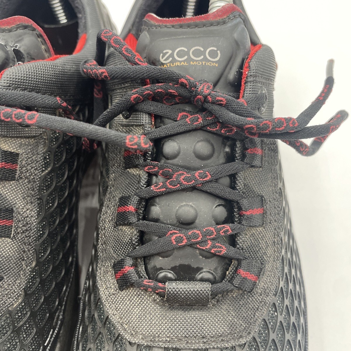 Ecco Men’s Size 9-9.5 Golf Cage Evo Golf Shoes Spike Black Red Natural Motion Ecco Cage Hydromax Evo Natural Motion Spiked Golf Shoes Mens  main image 2