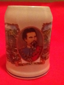 Theo Kuhn/Burgwindheim stein - King Ludwig II, Linderhof, Neuschwanstein -.5L