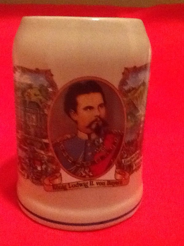 Theo Kuhn/Burgwindheim stein - King Ludwig II, Linderhof, Neuschwanstein -.5L