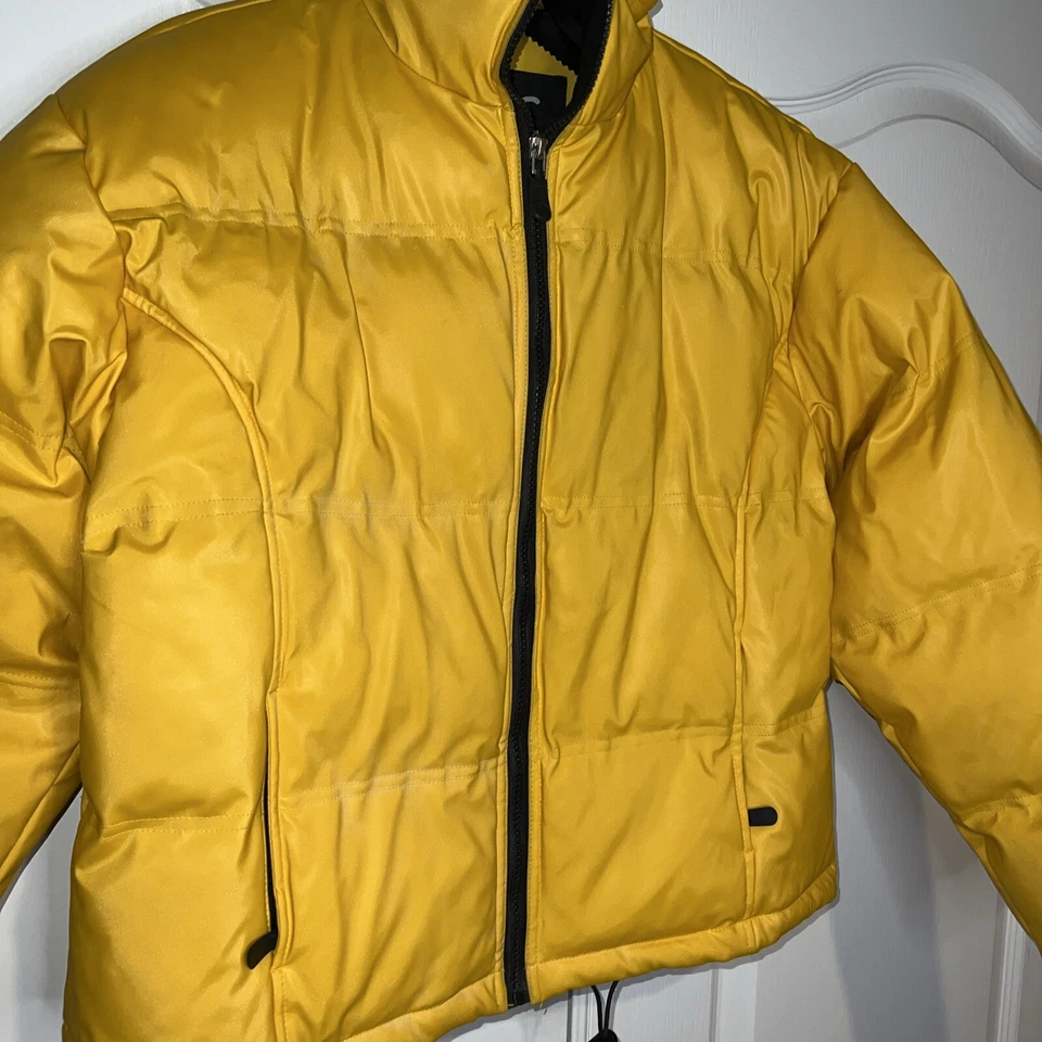 Chaqueta acolchada amarilla para hombre KC Collections abrigo bolsillos con cremallera forro negro medio Foto 2 de 4