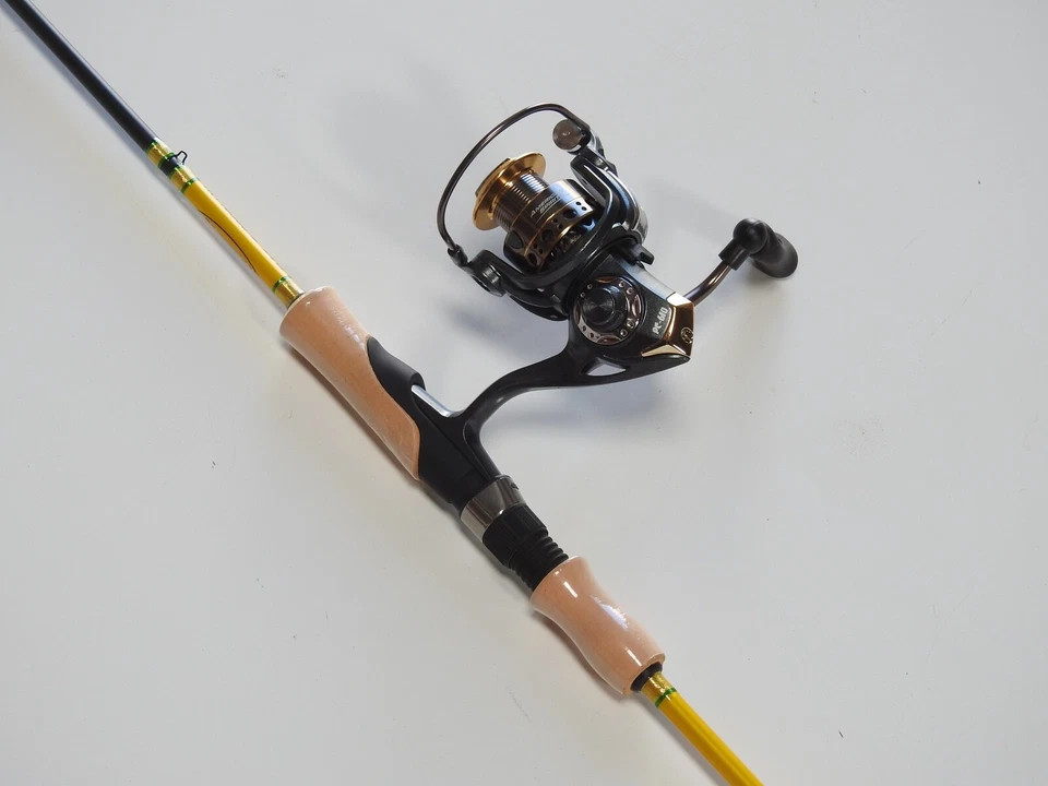 Pro Trout & Trophy 6'6" 2PC Spinning Ultralight Combo/ 6 BB Reel 1-6 Lb - Image 2 of 4