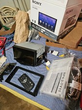 Sony XAV-AX5500 Car AV Reciever With Remote Manuals And Accessories