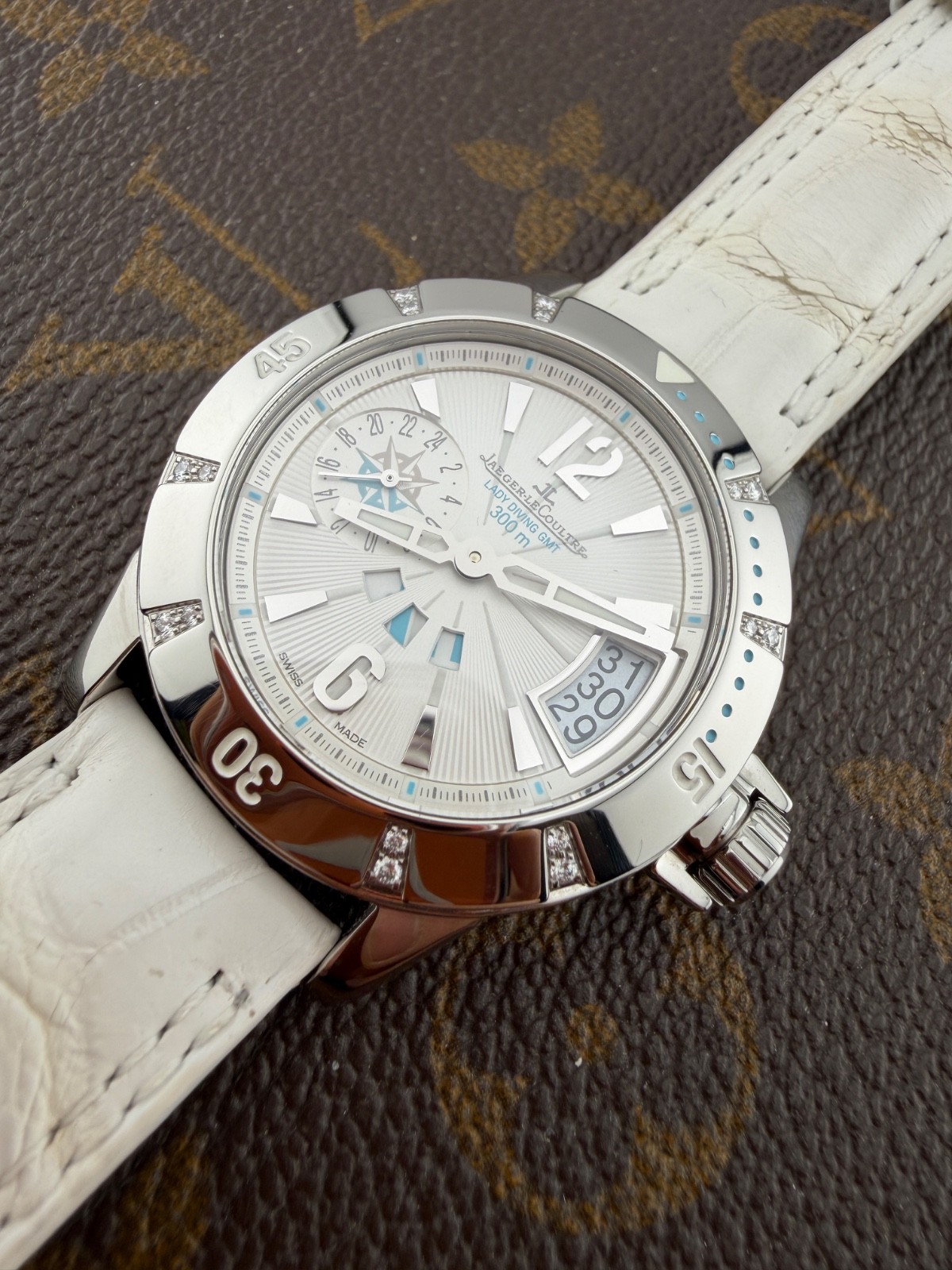 Jaeger-LeCoultre Master Compressor Diving GMT Stainless Steel Case Diamonds Warranty
