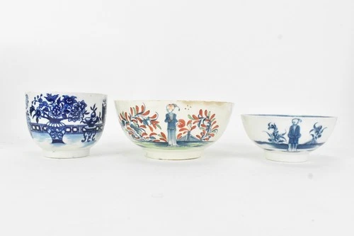 A Collection of 3 x 18th Century Porcelain Bowls, inc Worcester Waiting Chinaman