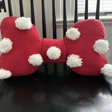 Disney Minnie Mouse Bow Pillow