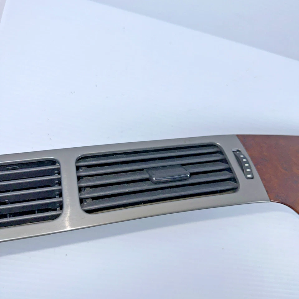 Chevy Tahoe 2007-2014 tablero centro ventilación de aire panel de moldura madera grano suburbano Yukon Foto 4 de 4