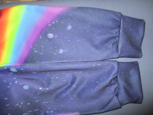 Nuevo sin etiquetas Para hombres Talla L Santa Tiburón, Traje de Baño Niñas y Arco Iris Sudadera con Cremallera Completa Rápido - Imagen 8 de 8
