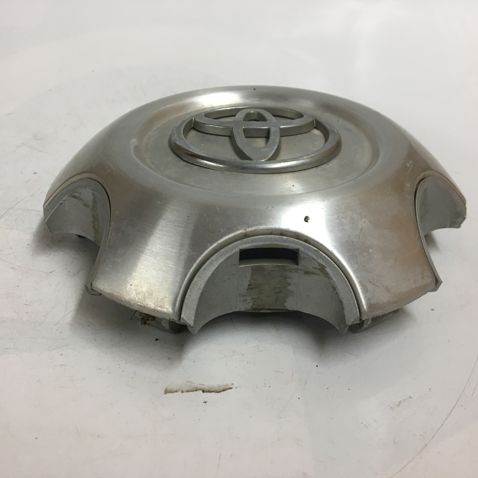 TOYOTA CENTER CAP TOY55 | eBay