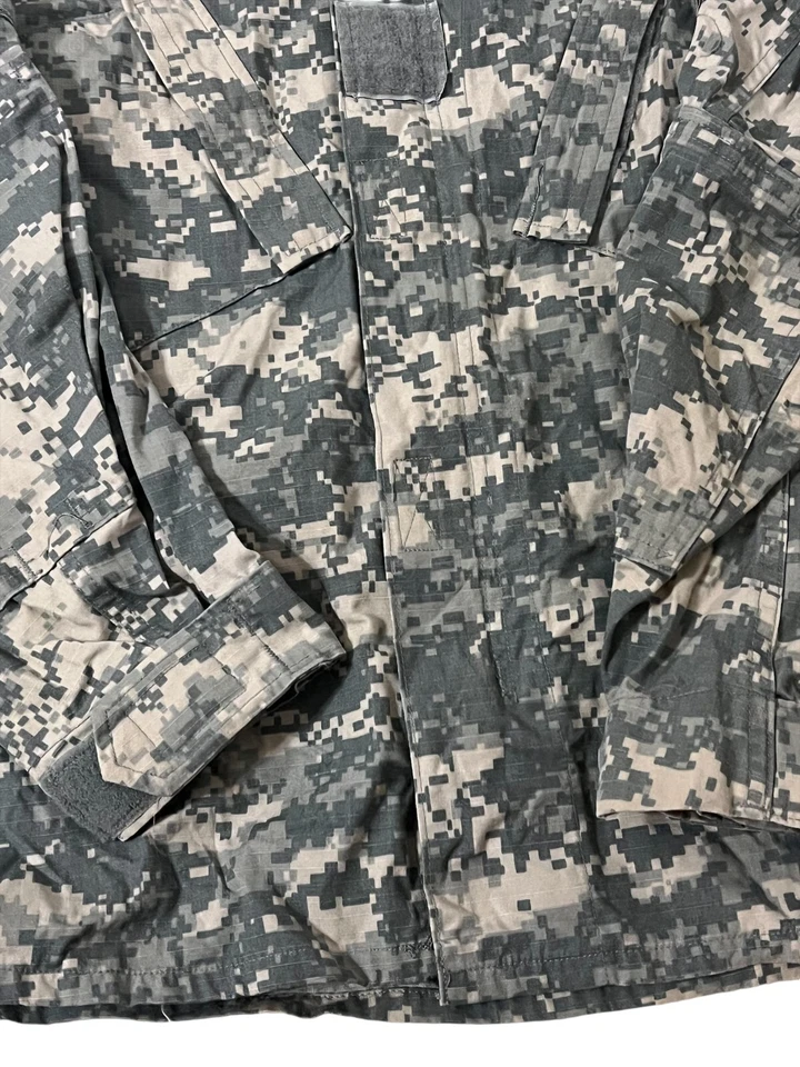 US Military Combat Uniform Coat Size L Army ACU Digital Camo Long Sleeve USGI - Image 4 of 4