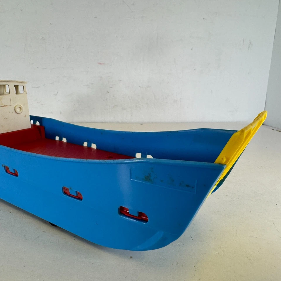 Matchbox G-7 Car Ferry +4 Barco Superrápido Iso Grifo Lamborghini Marzal Capri 1971 Foto 4 de 4