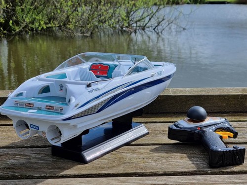 High-Speed 1:25 Scale RC Boat - Remote Control Boat, 35km/h - Toys for Boys - Picture 20 of 23