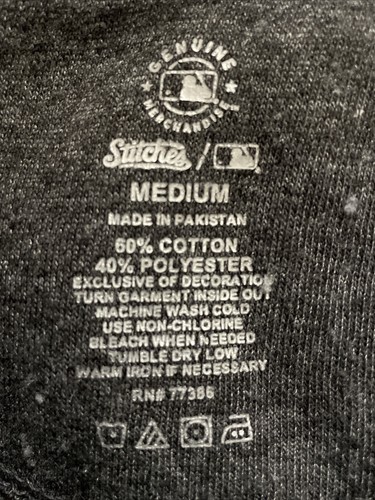 Genuine Merchandise Men’s Pullover Hoodie Logo Front Pocket Size M - Picture 4 of 4