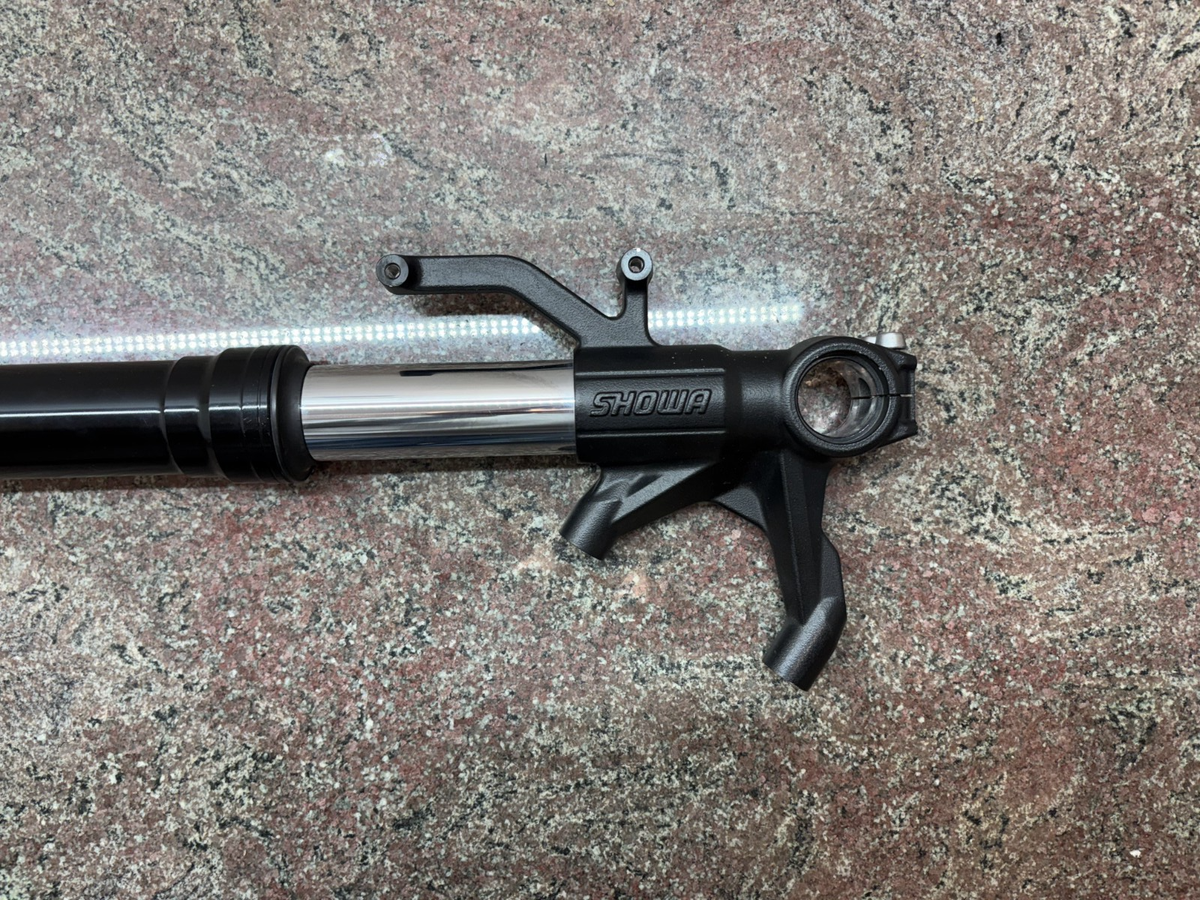 2024-2025 Kawasaki Ninja ZX-6R ZX636 Right Front Fork Suspension