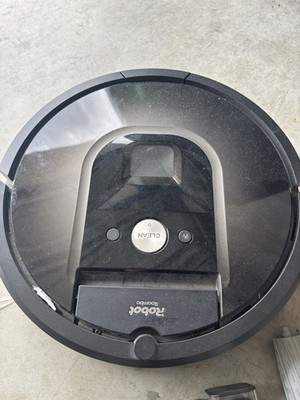 iRobot Roomba 980 Robotic Vacuum, Carpet Boost, Dock, Battery