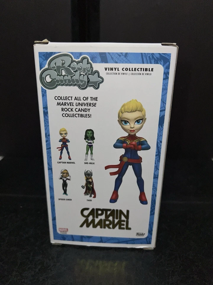 Lote de 2 figuras de vinilo Funko Rock Candy Captain Marvel y Standee Lootcrate 3D Foto 3 de 4