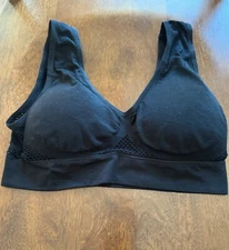 Sport Bra for Women Mesh Lightweight Breathable Comfort Padded. See size chart