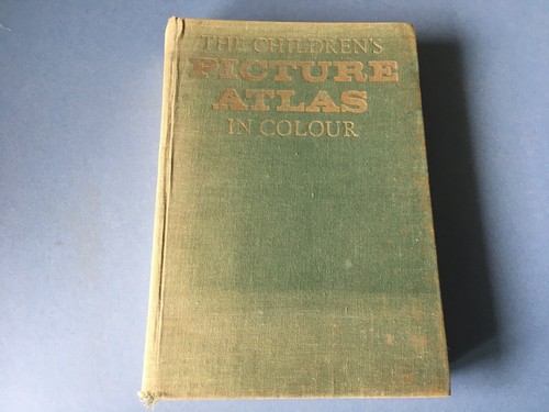 The Children's Picture Atlas in Colour - Hamlyn - 1972 - 第 1/7 張圖片