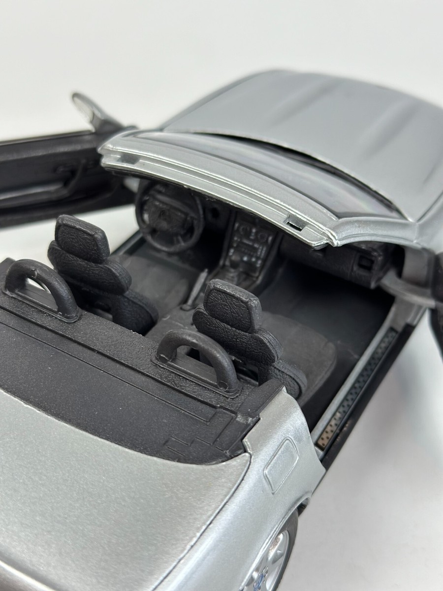 Maisto Silver 1996 Mercedes Benz SLK 230 Convertible 1/18 | eBay