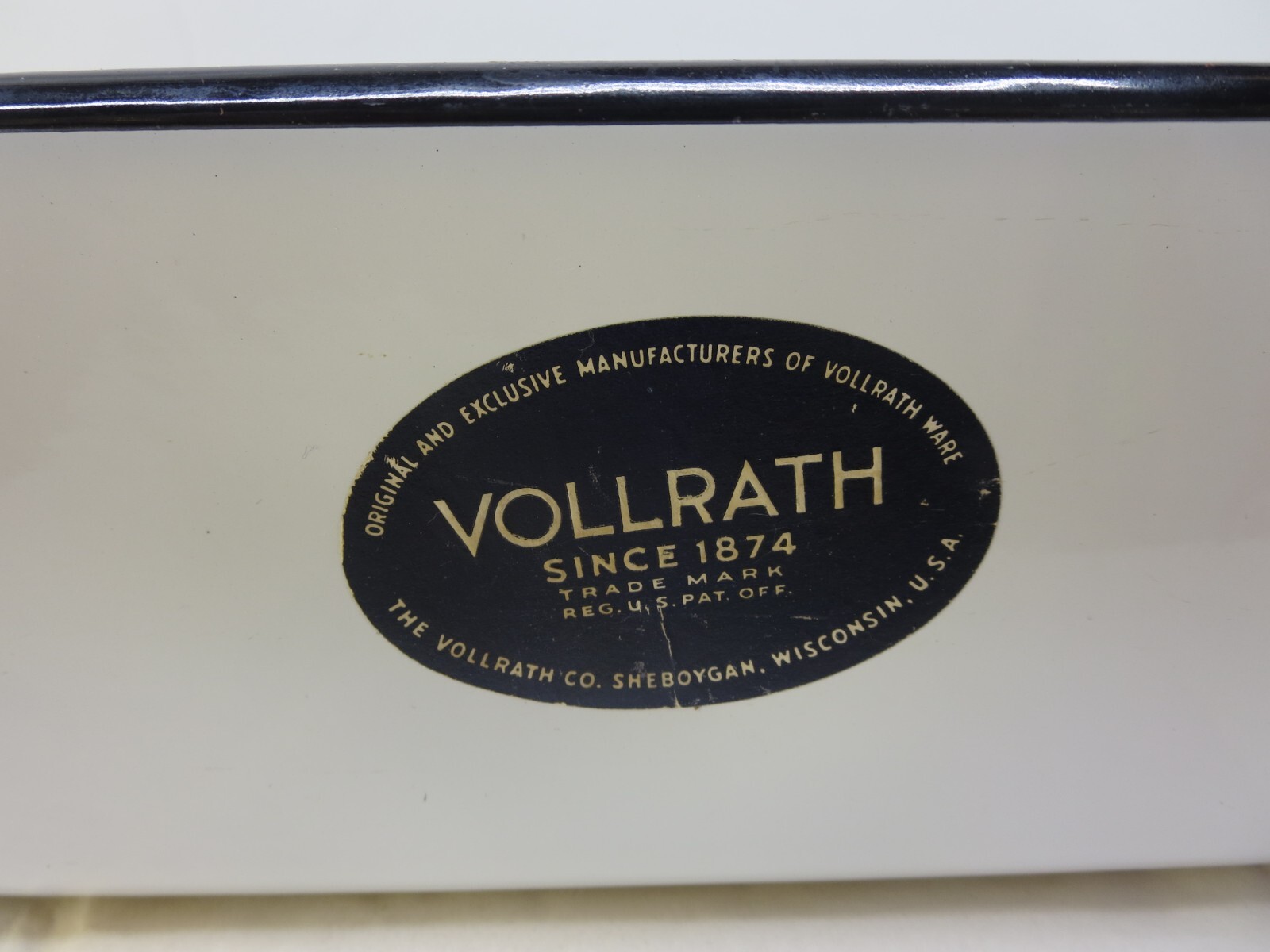Vintage Vollrath White Black Trim Enamel Ware Large Refrigerator Pan