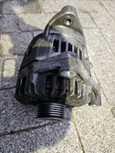 BMW E87 E81 118d 2,0L 105kW N47 Valeo 180A Lichtmaschine  7802261