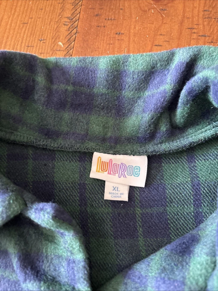 Grillete polar a cuadros verde Lularoe talla XL Foto 4 de 4