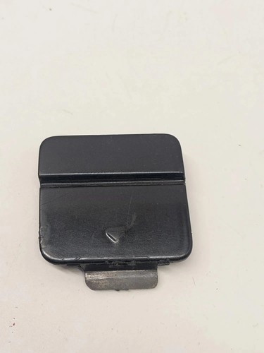 BMW 5 E60 Deckel für Abschleppöse Stoßstange hinten 7033711 3.00 28110225