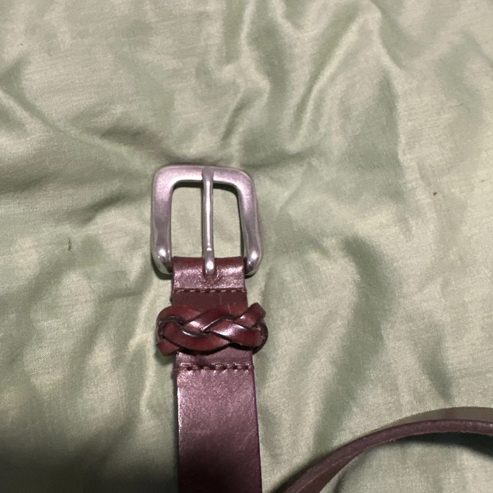 Cinturón Eddie Bauer de cuero marrón para mujer talla S hecho en Inglaterra hebilla de latón macizo Foto 2 de 4