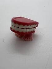 Vintage Wind-Up Chattering Teeth Toy with Feet Classic Novelty Gag