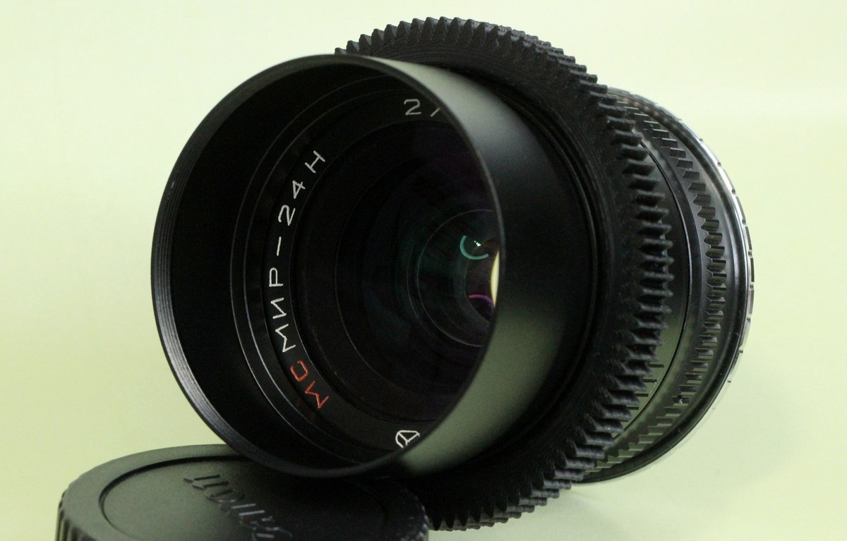 Mir-24H 35mm f/2 Vintage Soviet Cinema Lens • Cinematic Look