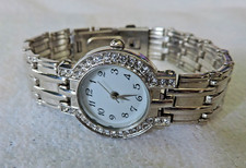 Unbranded Ladies crystal dial silver tone watch new battery