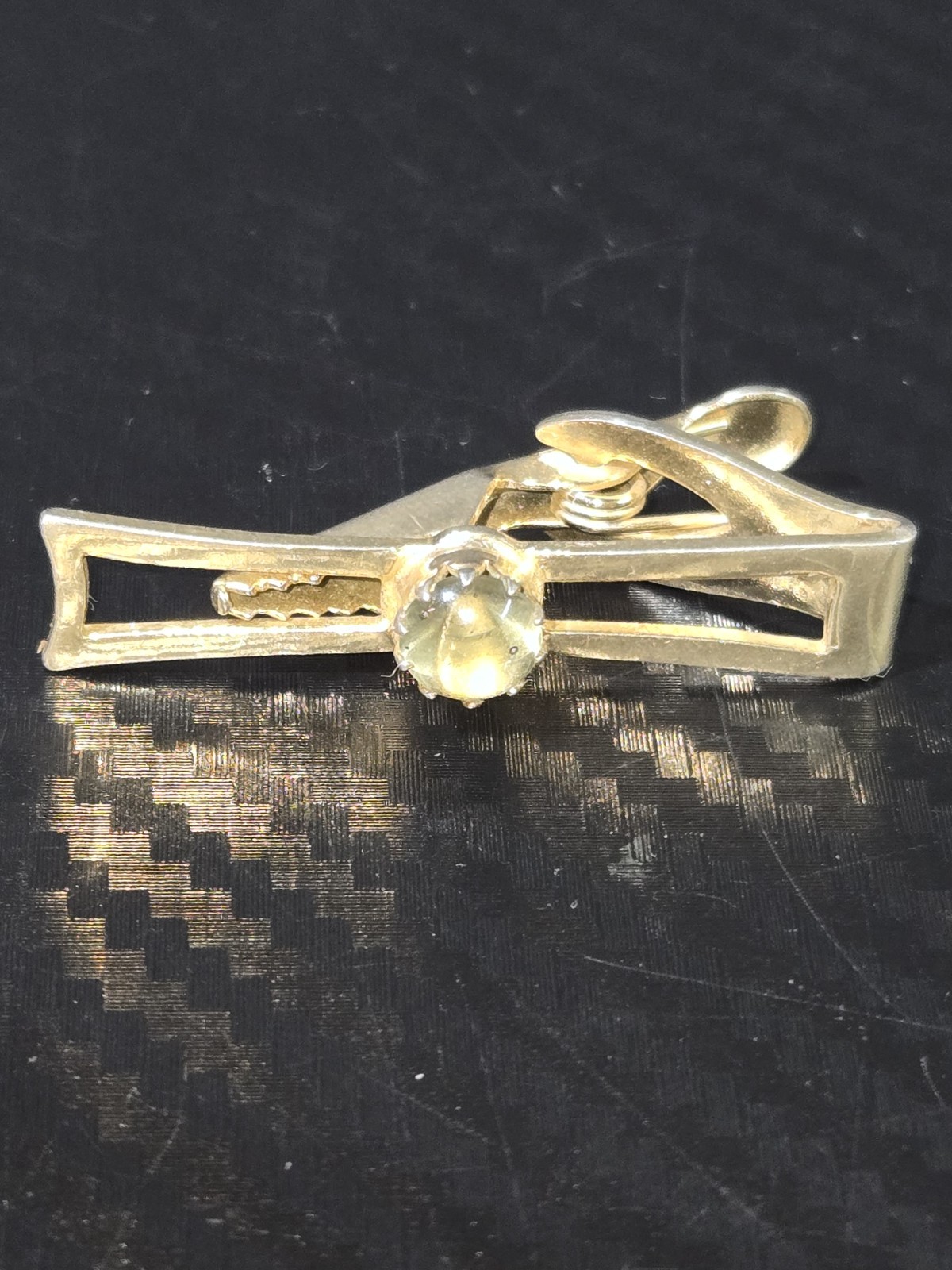 Gold Tone W/ Clear Glass Stone Tie Clip image 4
