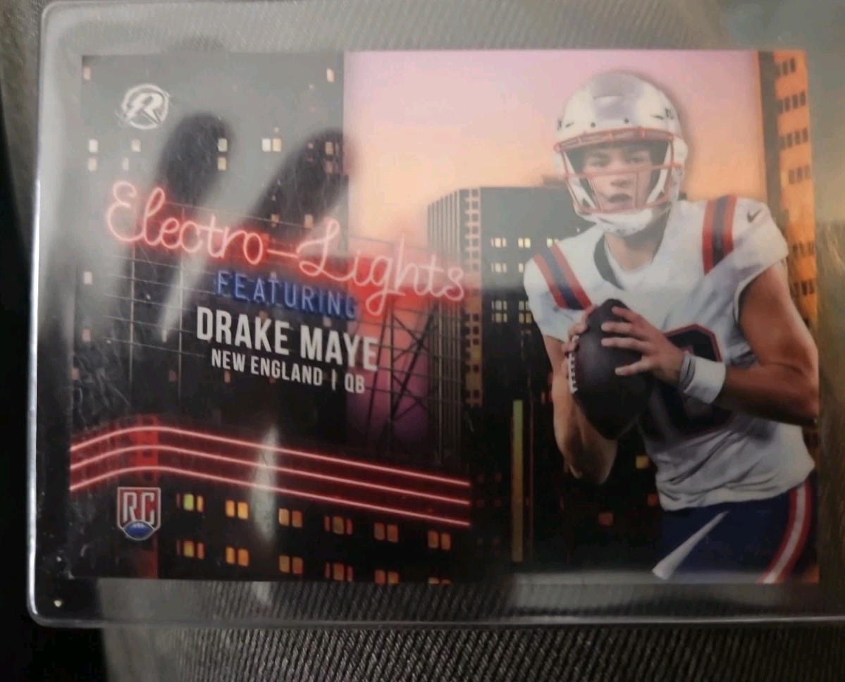 2024 Topps Resurgence Drake Maye Electro-Lights RC Rookie #EL-7 NE-Patriots SSP