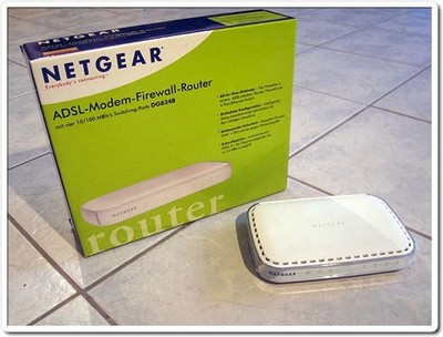 NETGEAR Router / Switch m. integrierter Firewall, WLAN