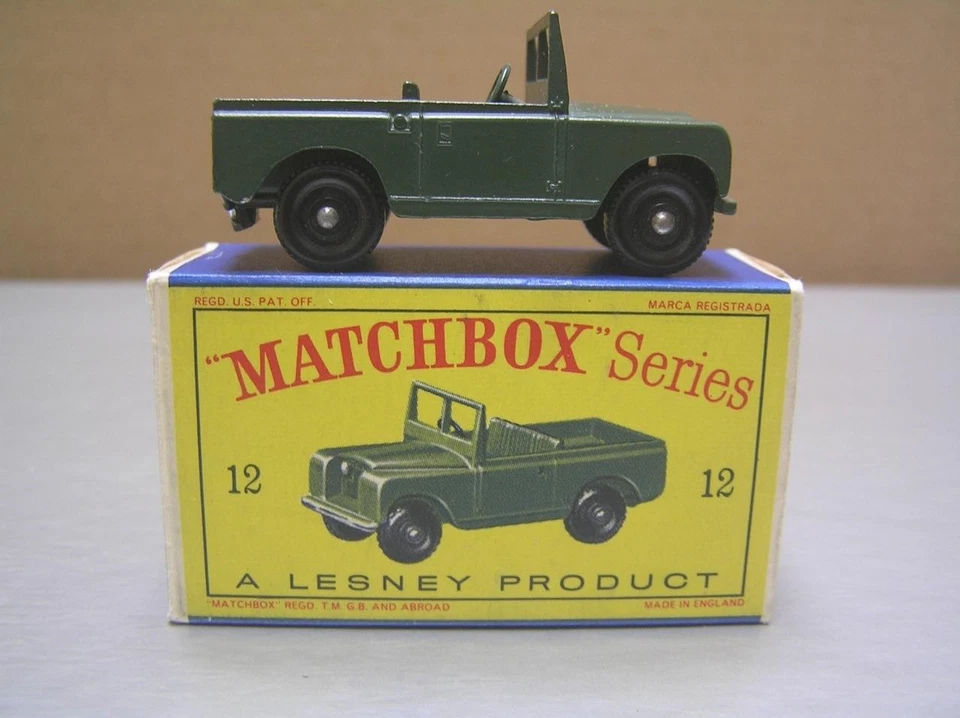 Matchbox Regular Wheels #12 Land Rover Army Car Super Mint with broken hitch - Image 3 of 4
