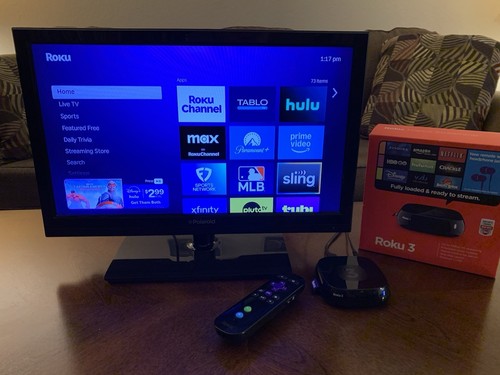 ROKU 3 HD Media Streamer | Black w/ Remote, HDMI & AC Cord / Ear Buds - Complete - Picture 8 of 13