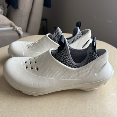 Jordan System.23 Men s Low Top Slip-On Athletic Sneakers Sail/Cement Grey/Black