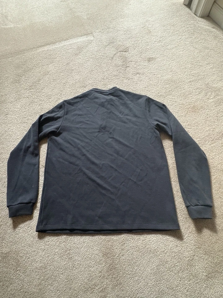 Suéter Outlier Warmform Henley, Mediano, Antracita Foto 3 de 4