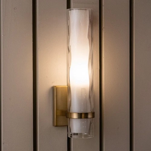 Vilo 1-Light Bathroom Light in Contemporary Style 13.5 Inches Tall and 4.5 - Picture 3 of 5