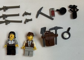 LEGO Adventurers 5975 T-Rex Transport Complete w/ minifigures, No Box/ Manual