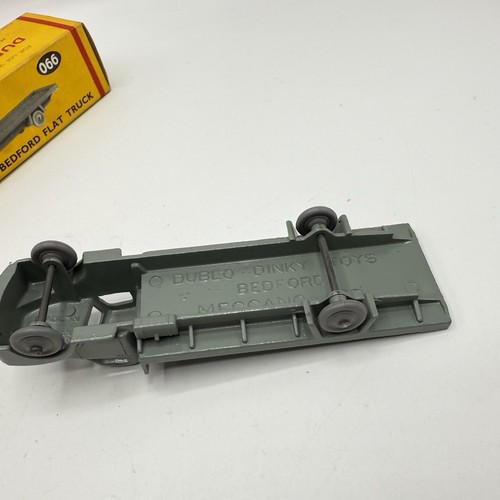 Camión de plataforma Dinky Dublo 066 Bedford casi nuevo y caja original completa - Imagen 8 de 11