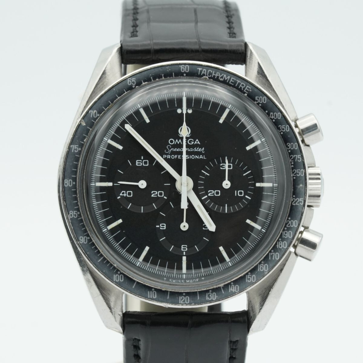 Omega Speedmaster Moonwatch Men 145.022 First