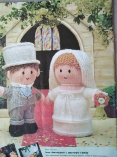 Jean Greenhowe Knitting Pattern Book, Little Gift Dolls, 18 delightful character - Picture 12 of 12